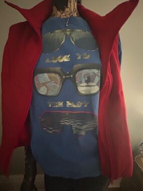 Blue Graphic Short Sleeve Tee with Sunglasses Print